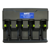 4スロットバッテリー充電ステーション